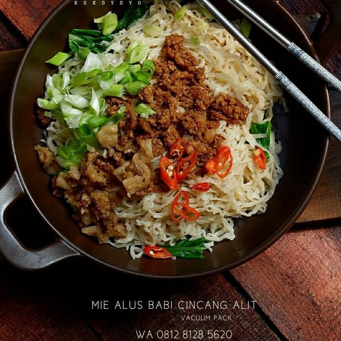 

PAKET BAKMI HALUS BABI CINCANG [5PORSI/PACK][VACUUM PACK/FROZEN]