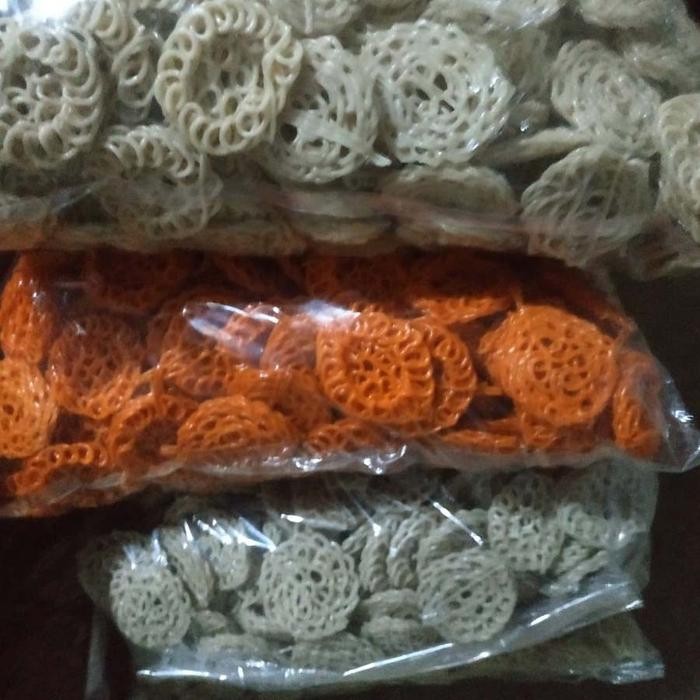 

Kerupuk Ikan Mentah Putih Bulat Gurih Renyah Garing 10Kg Best Seller