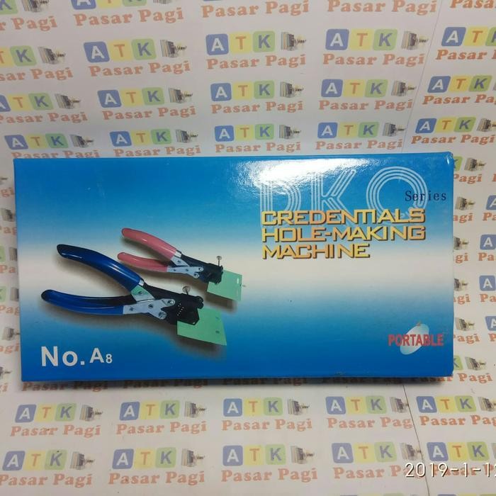 

Punch Pembolong Id Card Oval Red