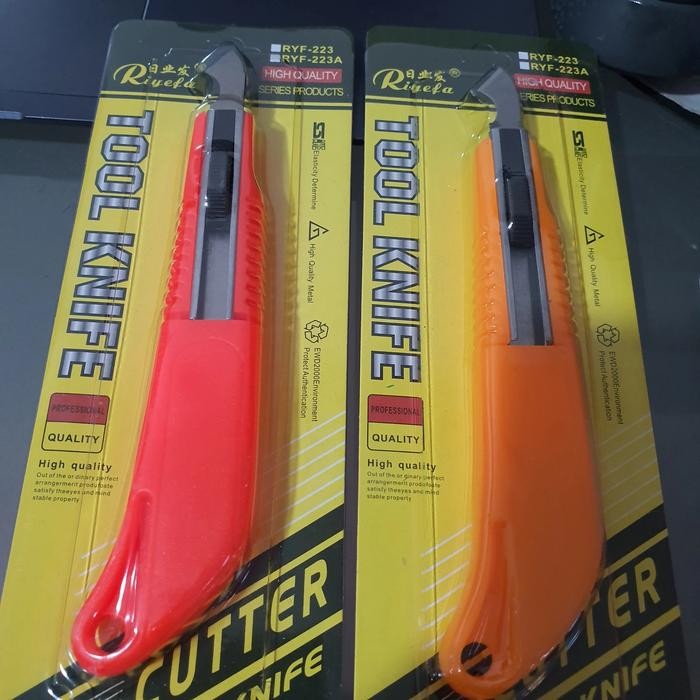 

ID PISAU CUTTER ACRYLIC AKRILIK