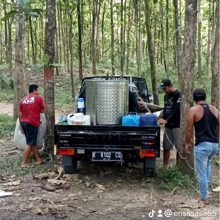 

MADU MULTIFLORA SUPER 1KG RAW HONEY MADU METAH MADU ASLI MURNI MANIS MADU