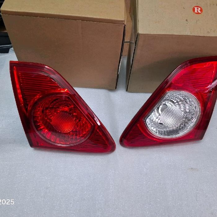 Corolla Altis 2007 Reflector Bagasi Set