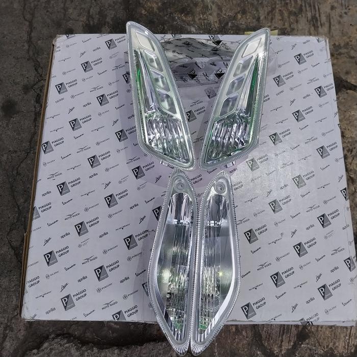 Mika Sein Rumah Sen Vespa Sprint Primavera 3V Iget Import