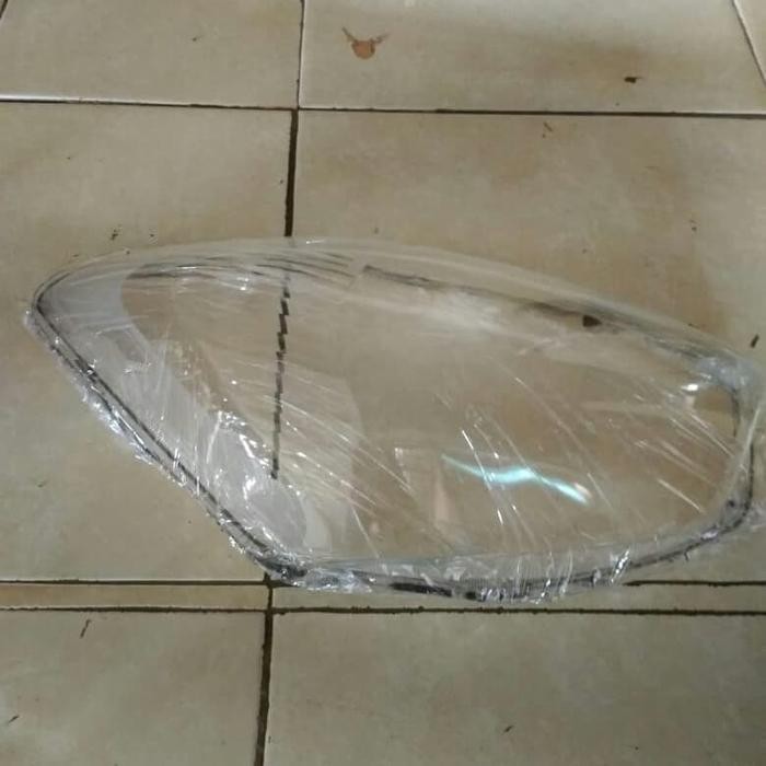 Mika Kaca Lampu Depan Mobil Agya Ayla Lama Second