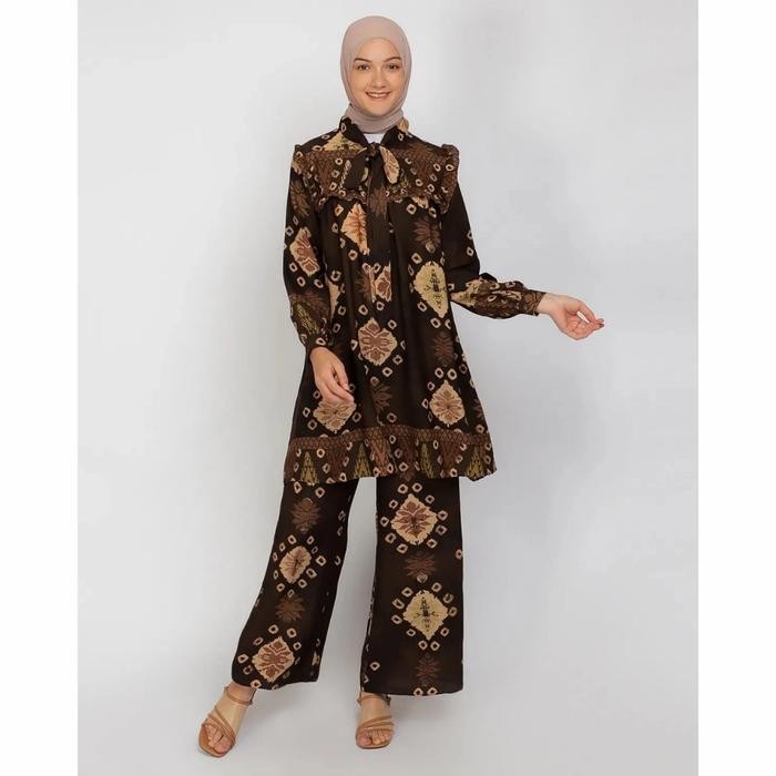 DISKON Tunik Elanor Kamilaa Itang Yunasz READY STOCK