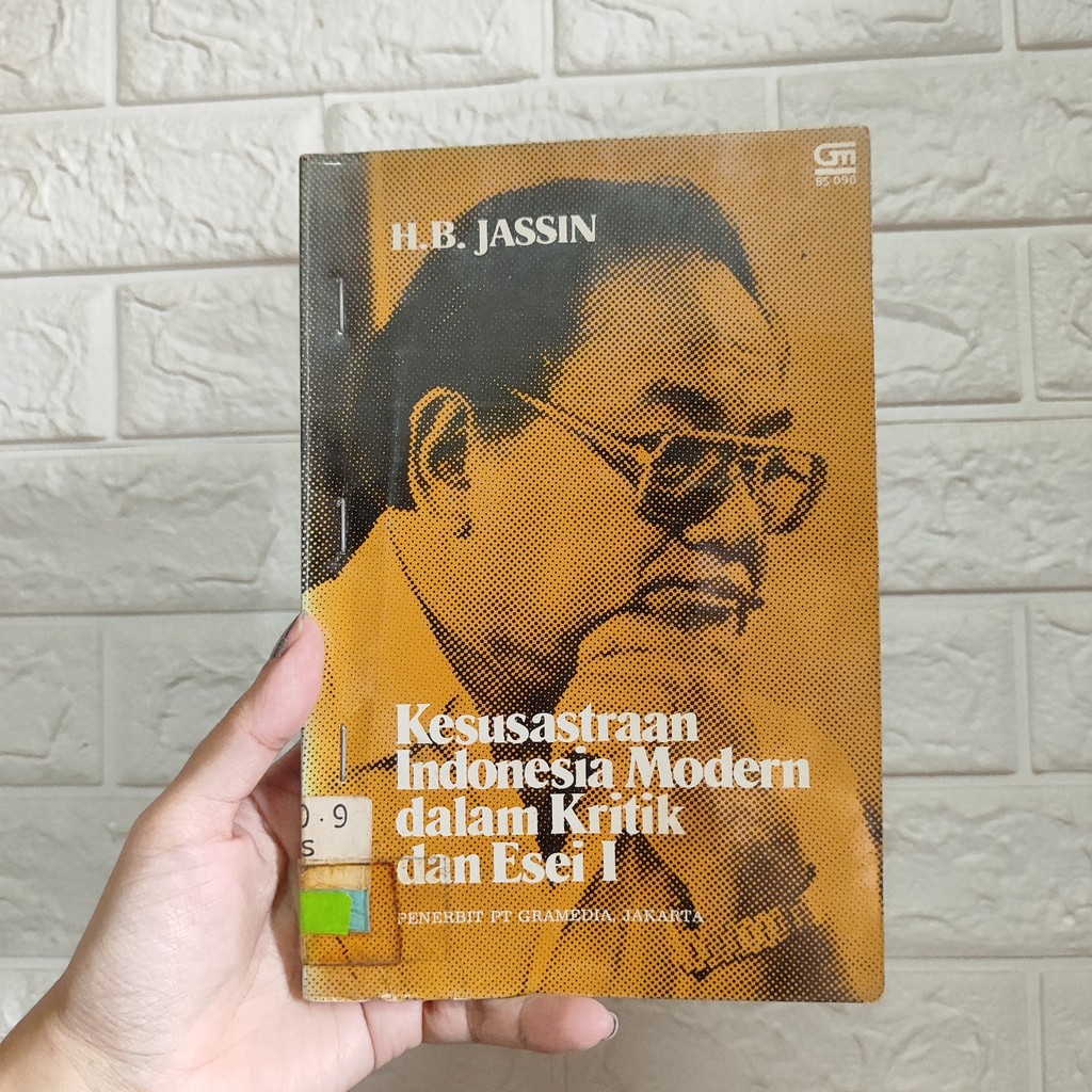 H.B. Jassin: Kesusastraan Indonesia Modern dalam Kritik dan Esei 1