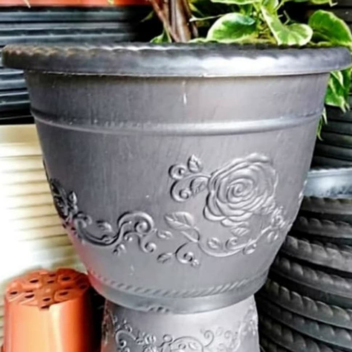 POT PLASTIK GLORY 45 CM HITAM / POT TANAMAN / POT BUNGA