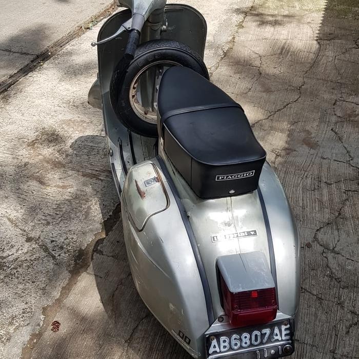 ORIGINAL Jok Panjang Vespa Super Sprint VBB V GL Kualitas Terbaik READY STOCK