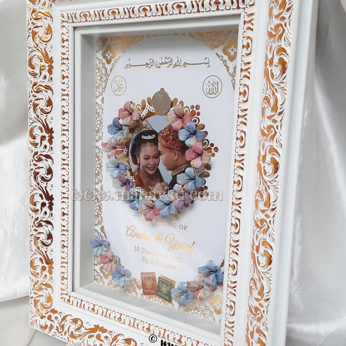 Promo! Hias Mahar Uang Pernikahan Pigura Ukir Emas Ukuran 40X30 Custom Foto