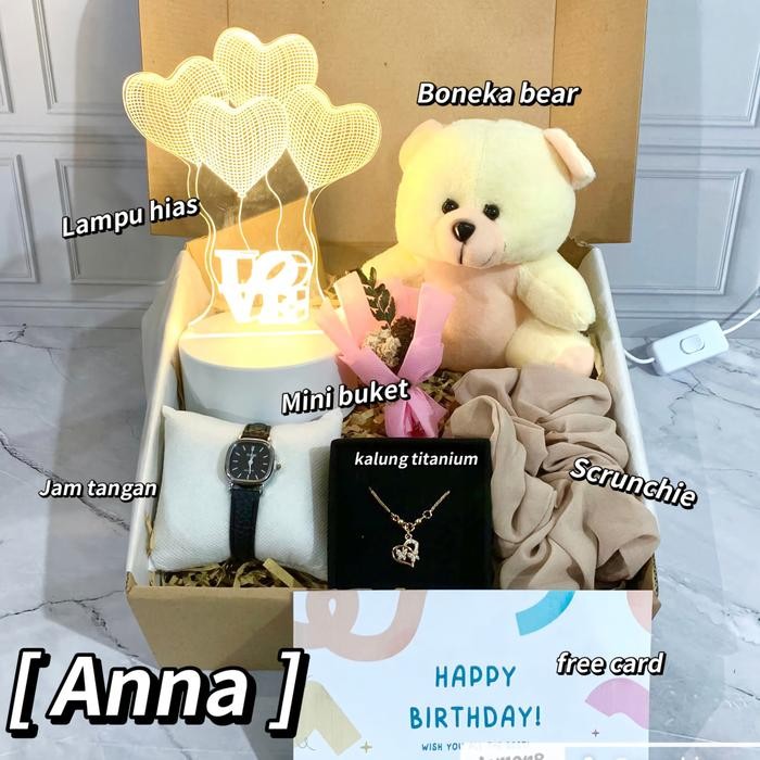 

New [Hias] Kado Hampers Gift Box Hadiah Perempuan Wanita Cewek Cewe Hari Raya Birthday Ulang Tahun