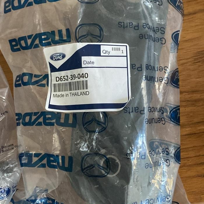 Paket Mounting Rh, Mounting Lh, Mounting Blkg. Mazda 2 Matic