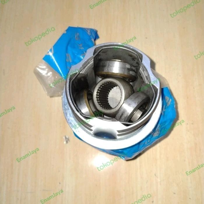 Cv Joint / As Roda Dalam Kiri Mazda 3 Bk 2.000Cc Automatic Gg2522620