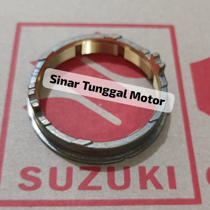 Ring Simkronis Sinkronis Gigi 5 Transmisi Persneling Suzuki Ertiga