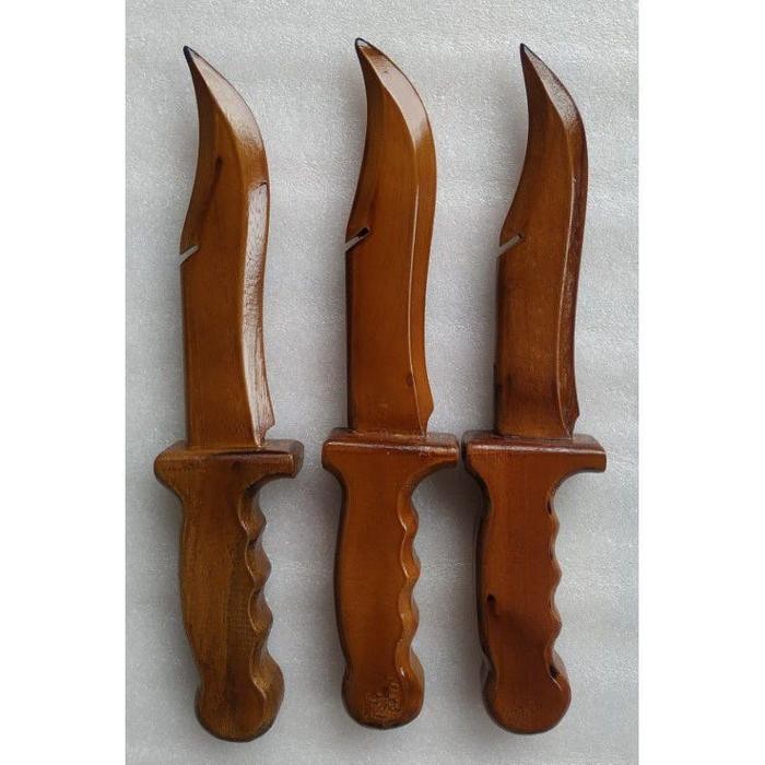 belati dari kayu jati untuk latihan/hiasan dinding