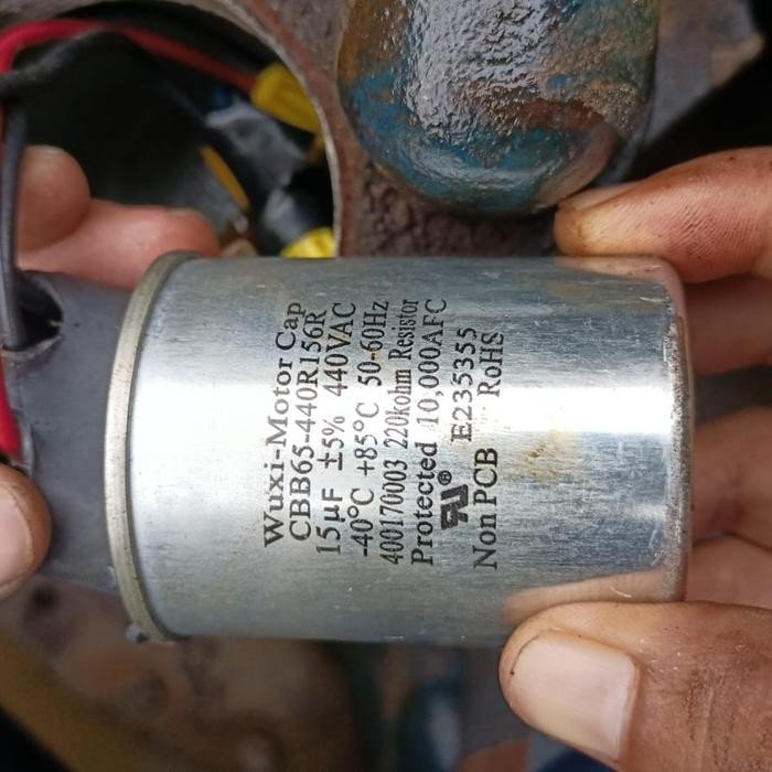 kapasitor STP wuxy Fe petro