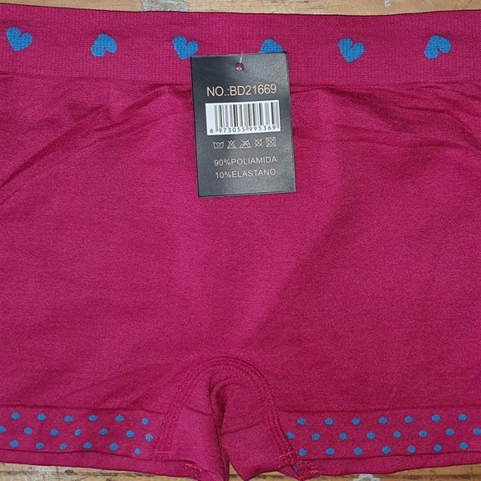 cd wanita boxer love