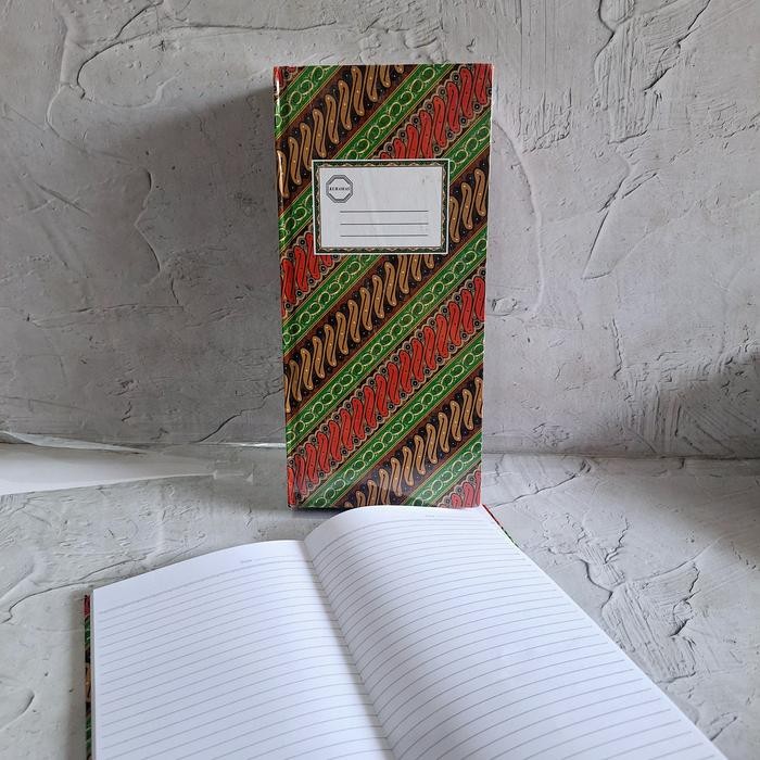 

Plain Hardcover Kuramas Bastar 100 Lembar