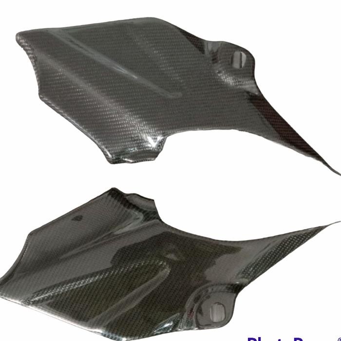 

Terlaris Bodi Hitam Ninja R/Ss Carbon Kevlar Asli