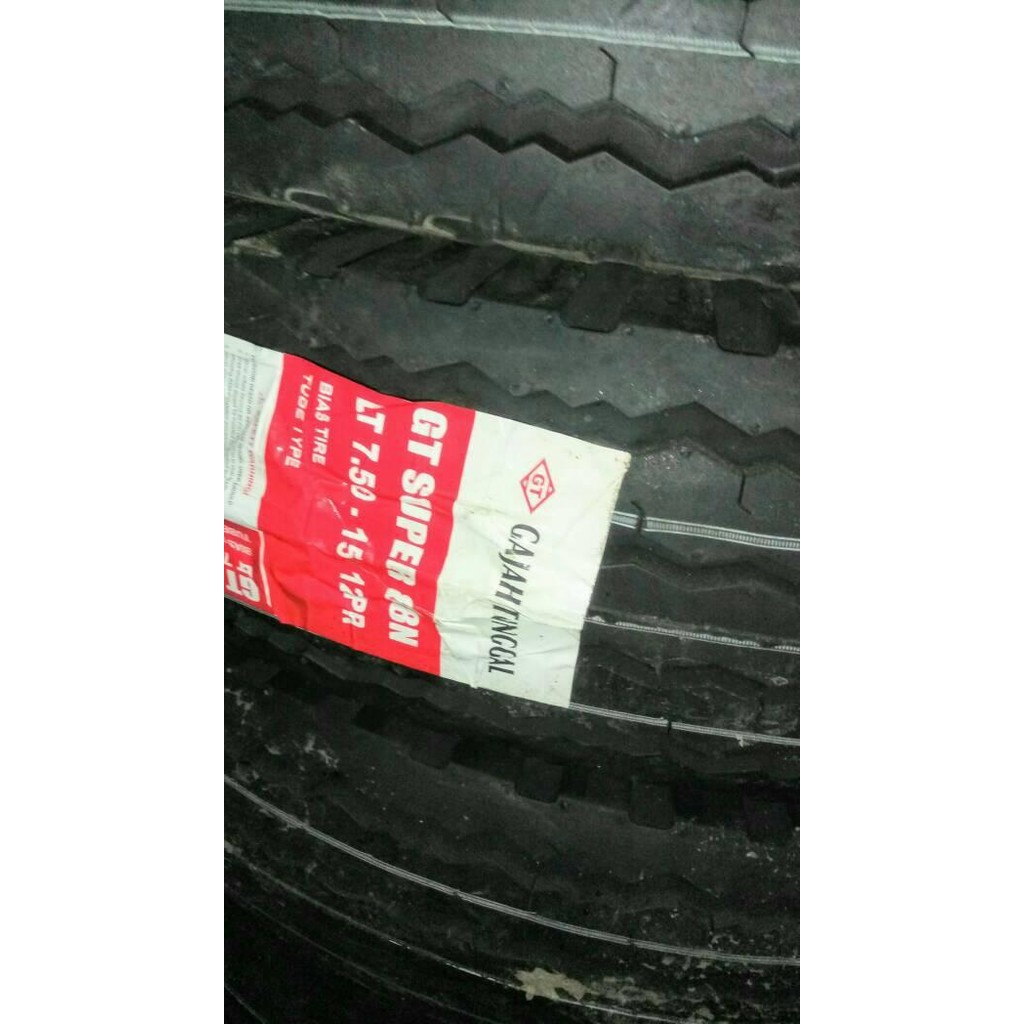 Ban Luar 750-15 Gajah Tunggal.