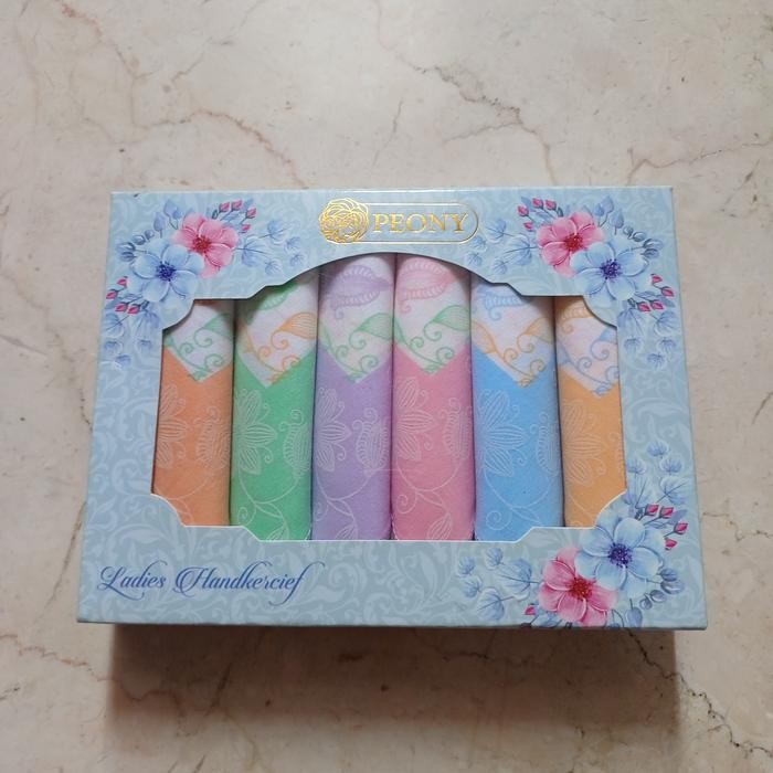 Sapu Tangan Wanita Warna *