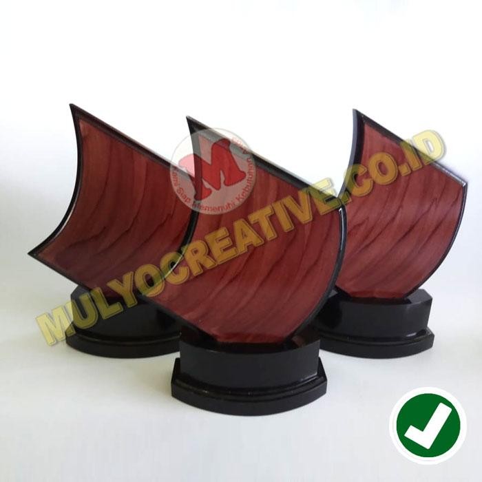 

Plakat Kayu Bentuk Layar Polos Bahan Kayu MDF Anti Rayap PREMIUM