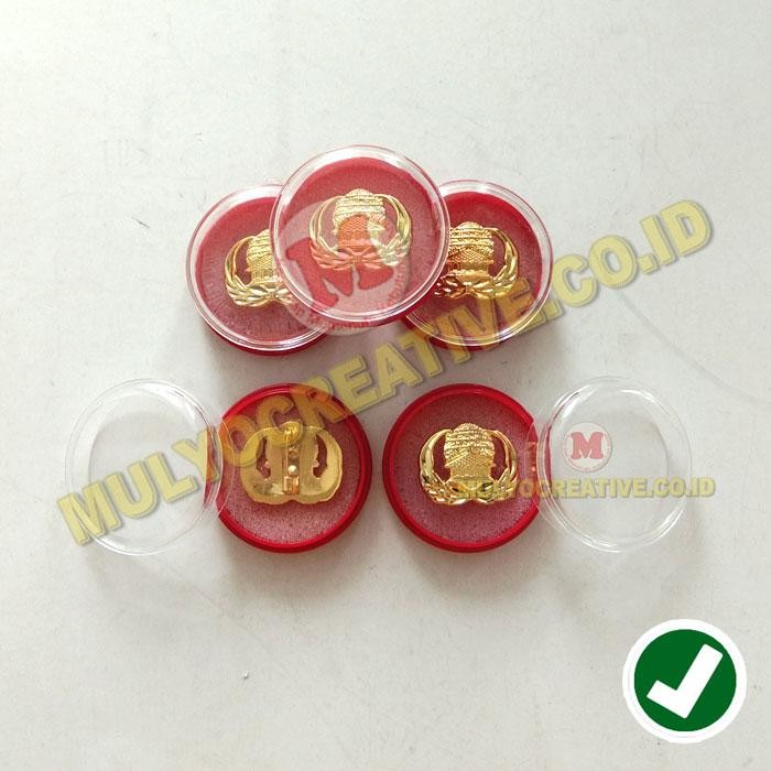 

Pin Bross Pengait Peniti Logo Korpri Dan Box Pin Korpri Merah PREMIUM