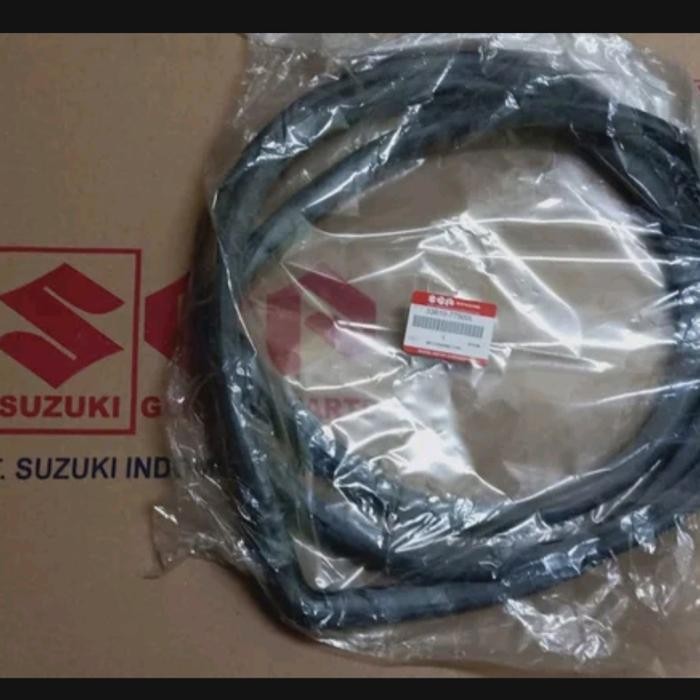 Karet Kaca Depan Futura, Carry 1300 Cc , Carry 1500 Cc Original Sgp