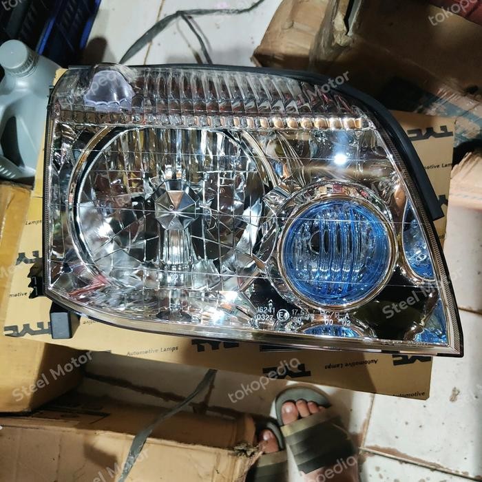Head Lamp Nissan Xtrail T30 Import High Quality