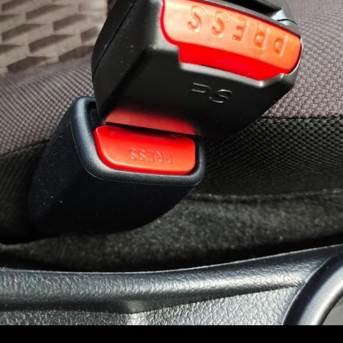 TERMURAH COLOKAN SAFETY BELL/ SEAT BELT ALARM BUZZER MOBIL BRIO