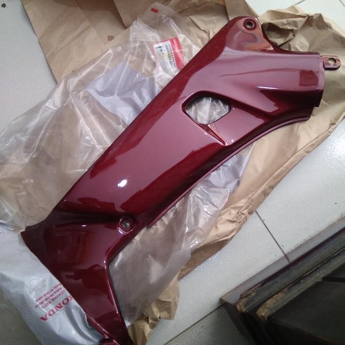 Cover Mp Kanan Supra Merah Tua. 64400-Kev-880Fmd