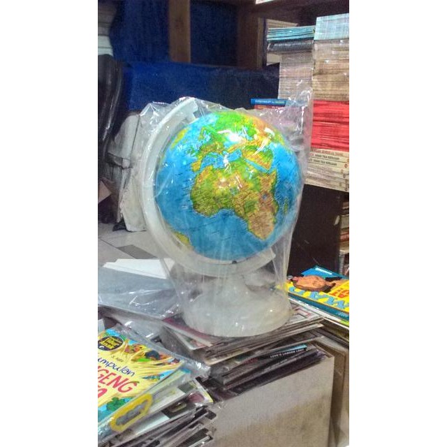 

Globe Fisikal Bola Dunia