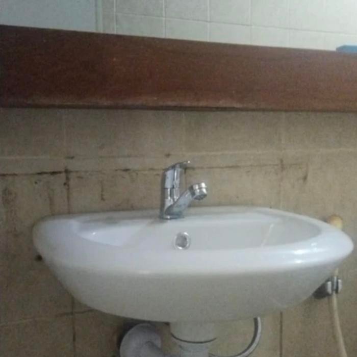 KOMPLIT SET WASTAFEL KERAMIK CUCI TANGAN MURAH BERKUALITAS ( TINGGAL PASANG )