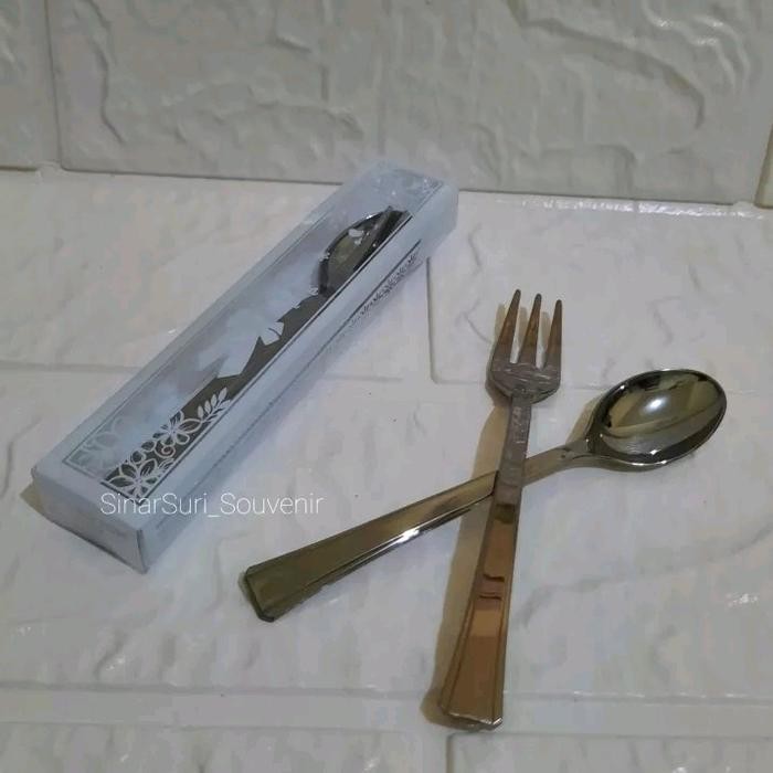 

Promo Souvenir Pernikahan Isi 50 Pcs Sendok Garpu Puding Kemas Mika Motif Plastik Teh Tbk