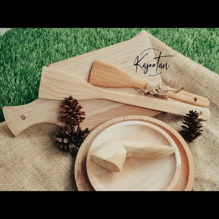 

Welirang Hampers - Telenan Kayu, Sutil Kayu, Cobek Kayu, Ulekan Kayu