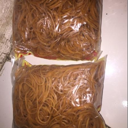 

FyZ Karet Gelang BERAT 500 gram Merek tidak selalu sama order = setuju