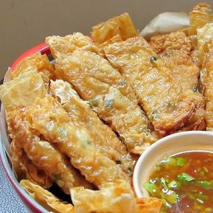 

Ger Lumpia Kulit Tahu Lapis Ayam Udang / Fried Beancurd Skin Roll