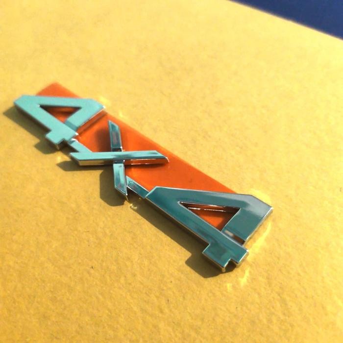 Termurah Emblem Pajero Sport 4X4, Emblem 4X4 Pajero Sport Original