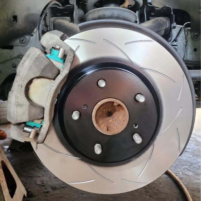 Disc Brake DBA T2 Toyota Innova Reborn Diesel Bensin Best Quality