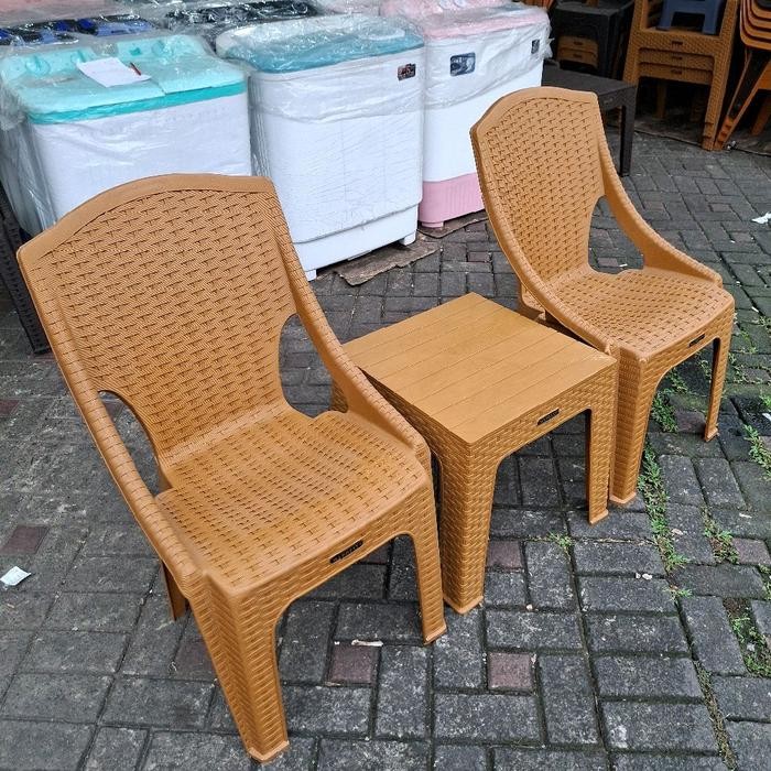 [KARGO] KURSI TERAS NAPOLLY PANGERAN , 2 KURSI NAPOLLY PANGERAN dan 1 MEJA MAPAN / KURSI PLASTIK /