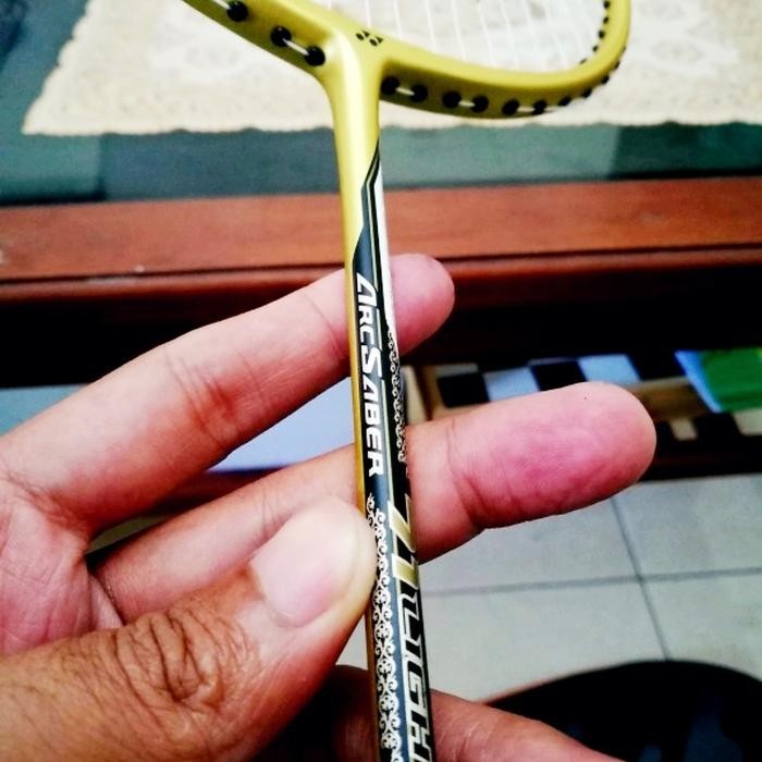 Raket Yonex Arcsaber 69 Light Badminton Sudah Pasang Senar Bulutangkis
