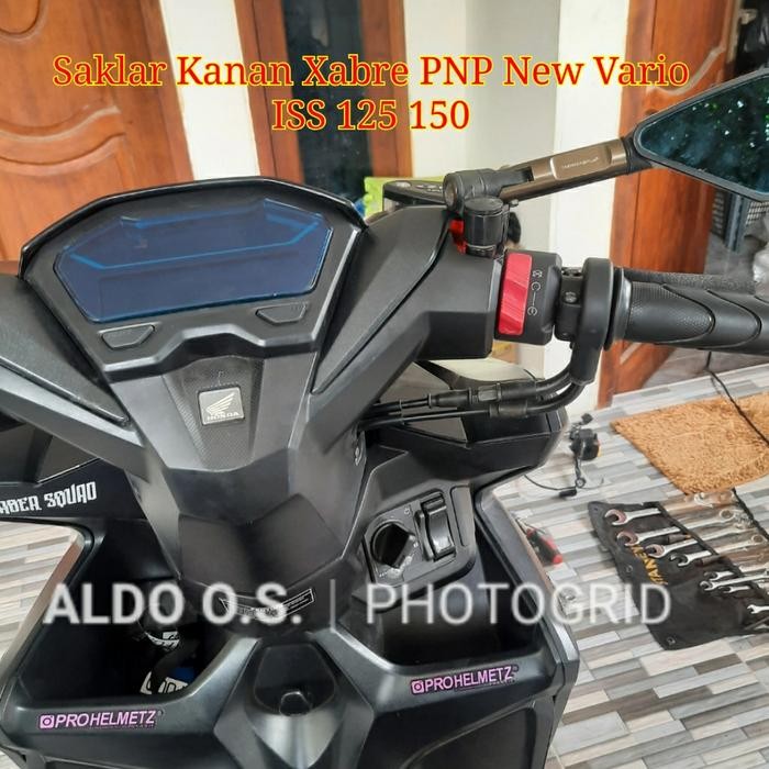 Holder Saklar Kanan Xabre Ori YGP PNP New Vario ISS 125 150