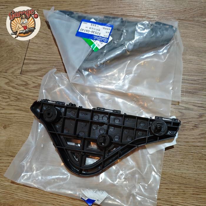 Bracket Bemper Camry 2013 - 2015