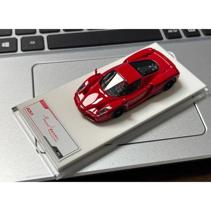 DMH FERRARI ENZO RED LIMITED EDITION 99PCS RESIN MODEL CAR FERRARI ENZO RED LIMITED EDITION 99PCS