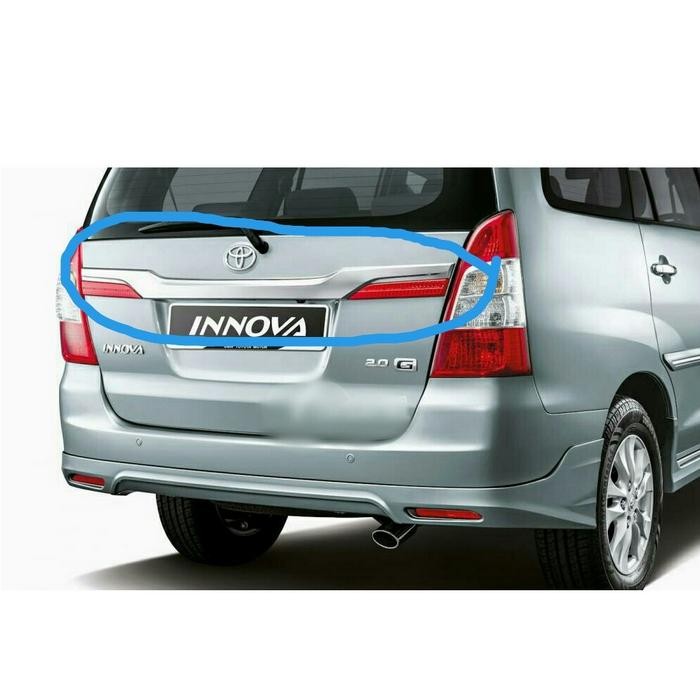 Menarik Trunk Lite + Reflector Innova Grand Tahun 2012 - 2015 (Trunk Lid)
