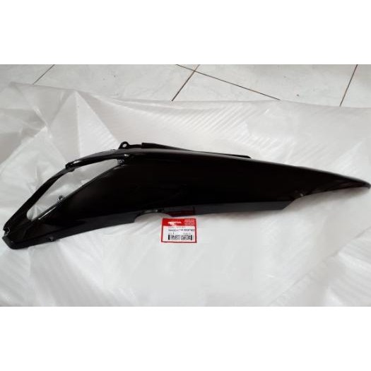 Cover Body kiri supra x 125 Hitam 64420-KTM-850FMB