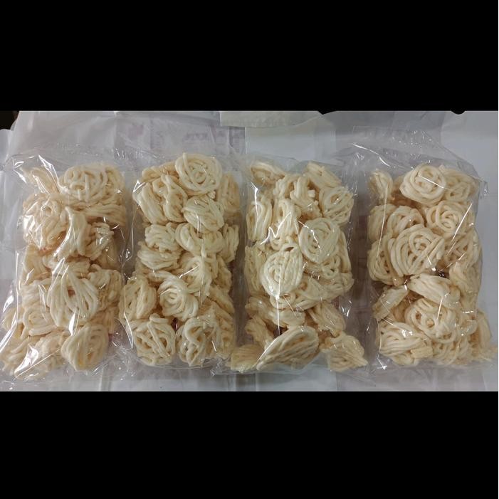 

Paket P kerupuk sanggul 4 bungkus x 250 gram atau 1 kg