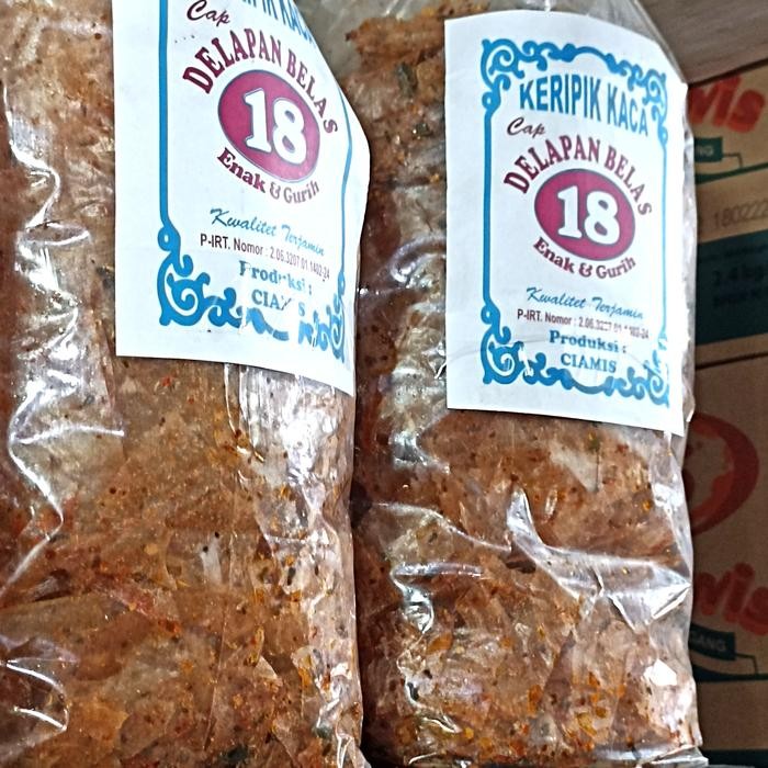 

keripik kaca Pedas Daun Jeruk 1 kg