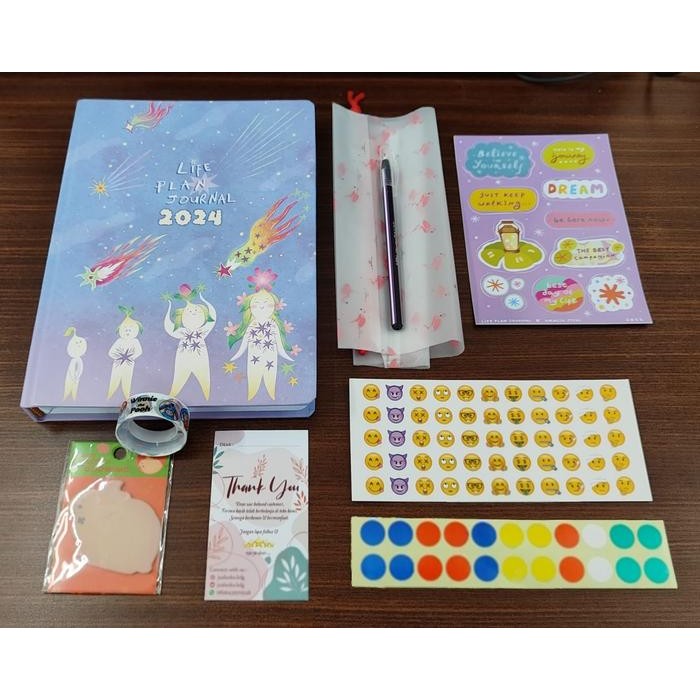 

Planner 2024 Life Plan Journal + free journal kit