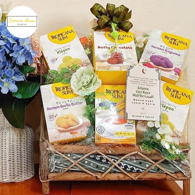 

Summer House ID Gift Parcel Idul Fitri Parcel Lebaran, Hantaran Lebaran, Parcel Sehat (Tropica