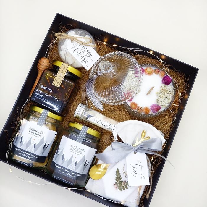 

Hampers Natal - NUTCRACKER